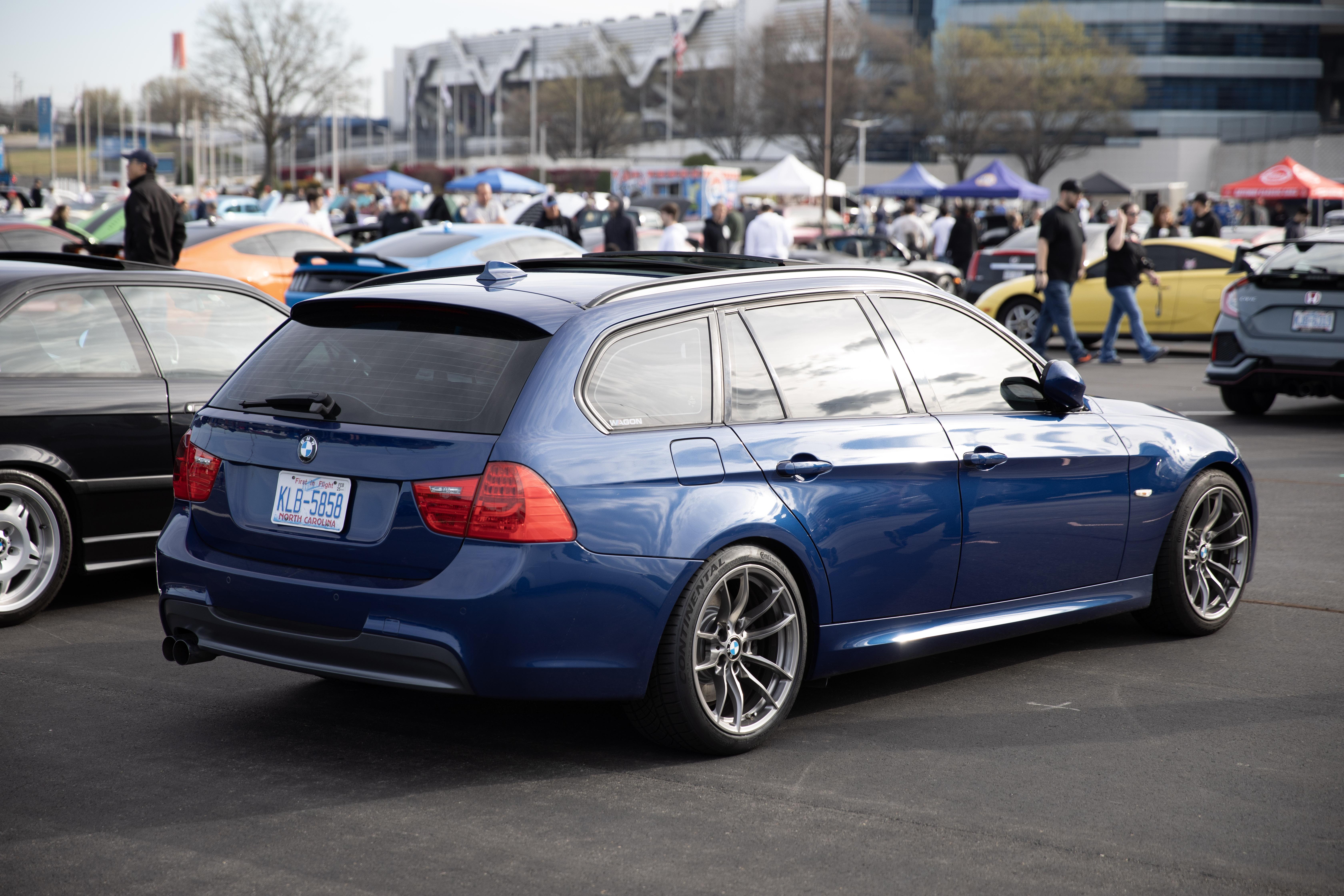 BMW E91 wagon detail