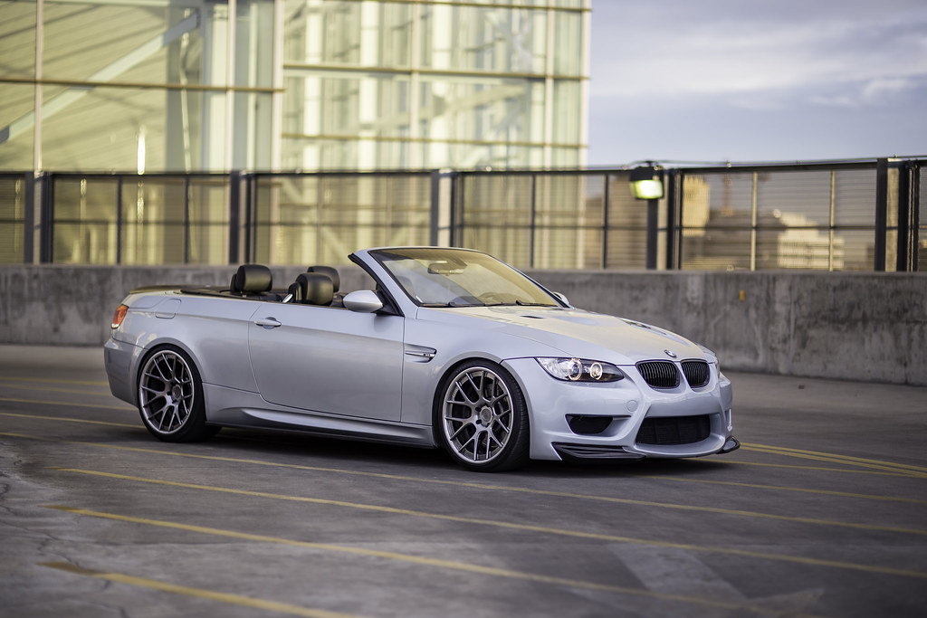 BMW E93 convertible front three-quarter